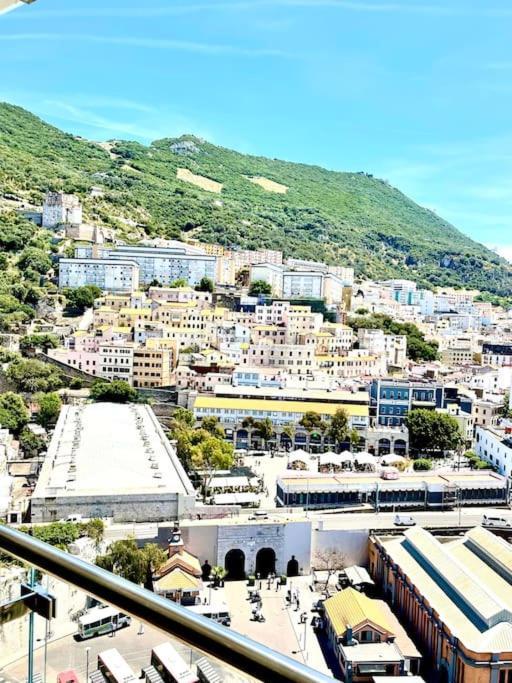 Ocean Village High Floor Luxury Modern Apartment Gibraltar Ngoại thất bức ảnh