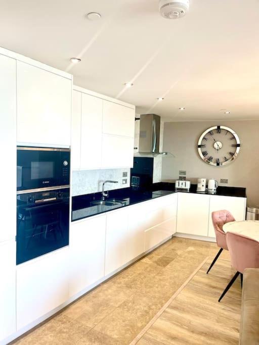 Ocean Village High Floor Luxury Modern Apartment Gibraltar Ngoại thất bức ảnh