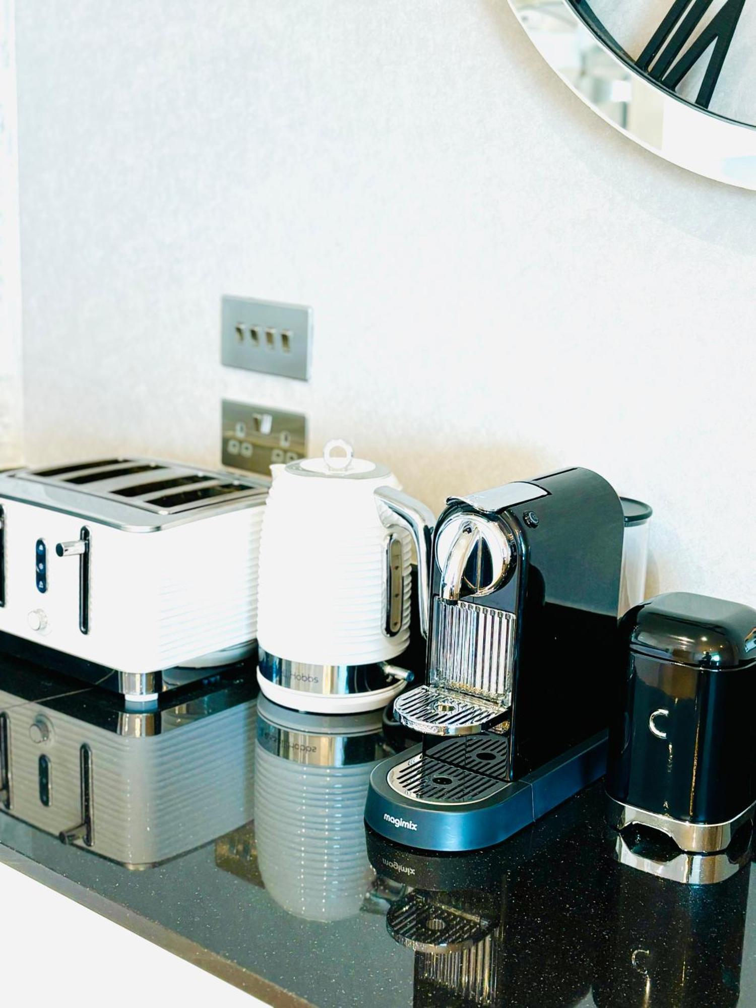 Ocean Village High Floor Luxury Modern Apartment Gibraltar Ngoại thất bức ảnh
