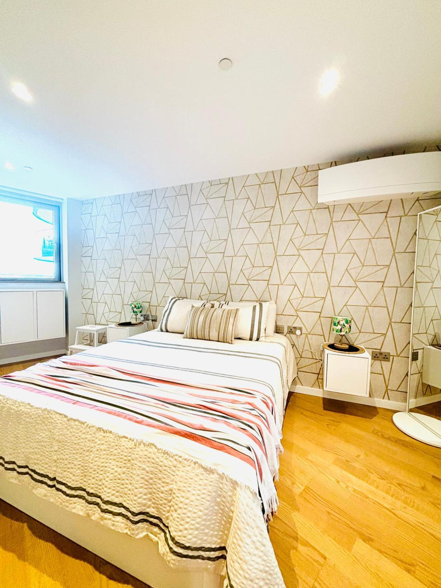 Ocean Village High Floor Luxury Modern Apartment Gibraltar Ngoại thất bức ảnh